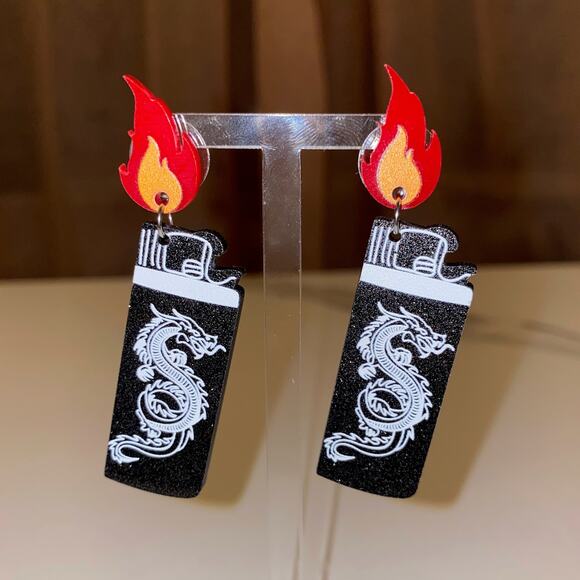 New Lighter Asian Chinese Dragon Flame Fire Goth Drop Dangle Earrings Gift Y2K - Picture 1 of 2